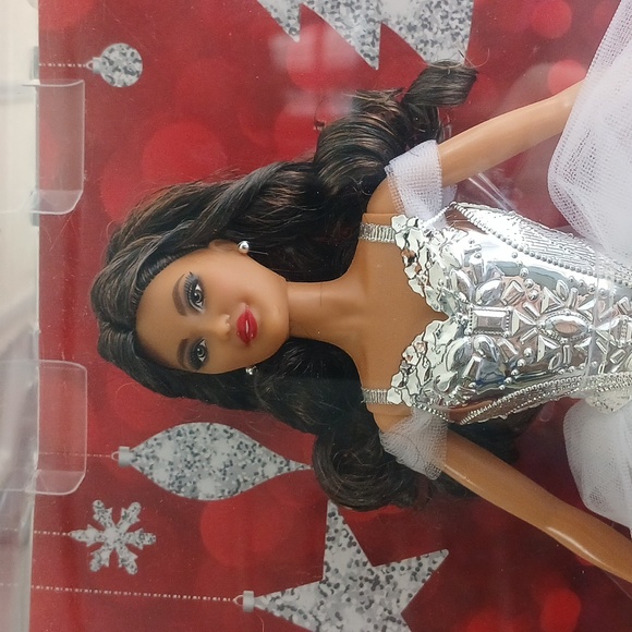 2021 Holiday Barbie - Picture 2 of 5